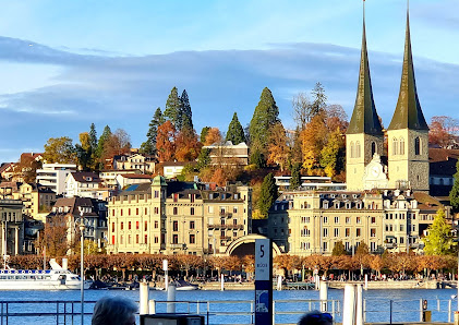 Lucerne Culture and Congress Centre thumb 3